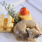 Castello Di Valenzano 酒店 *