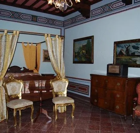 Castello Di Valenzano Hotel