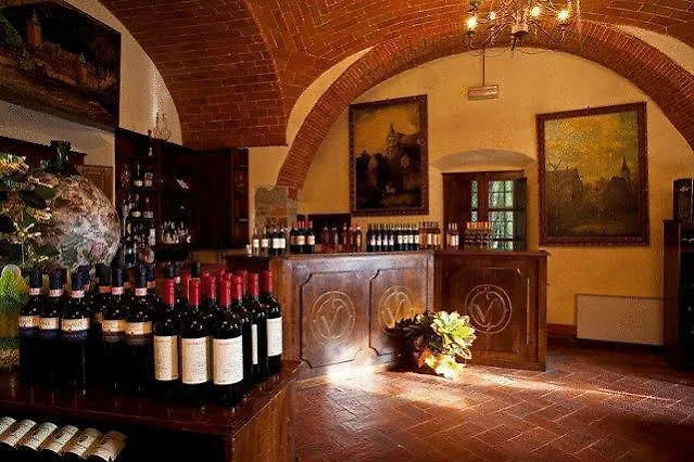 Hotell Castello Di Valenzano