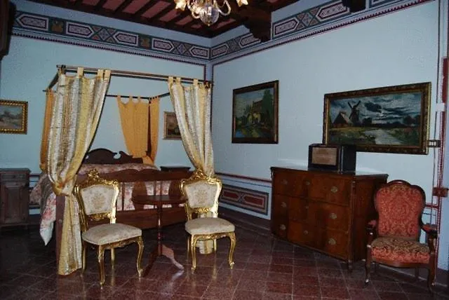 Castello Di Valenzano Hotell